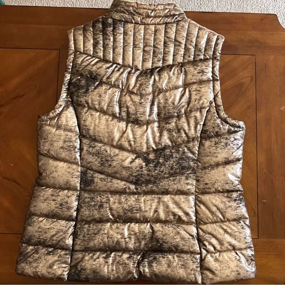 ❌SOLD❌ Calvin Klein Puffer Vest | Metallic Copper Color | Women’s Size XL - Picture 6 of 11